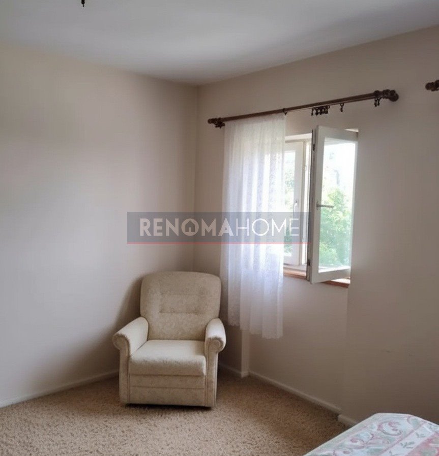 Mieszkanie trzypokojowe na sprzedaż Zakrzów  75m2 Foto 1