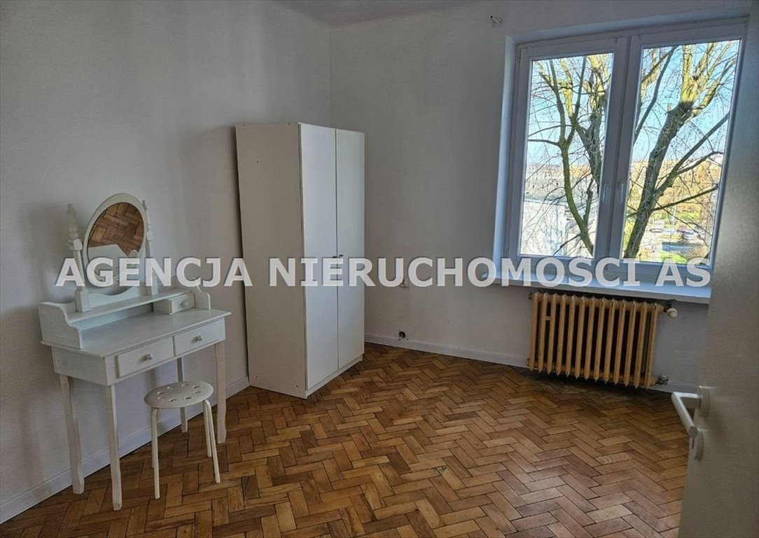 Mieszkanie dwupokojowe na sprzedaż Skawina  50m2 Foto 3