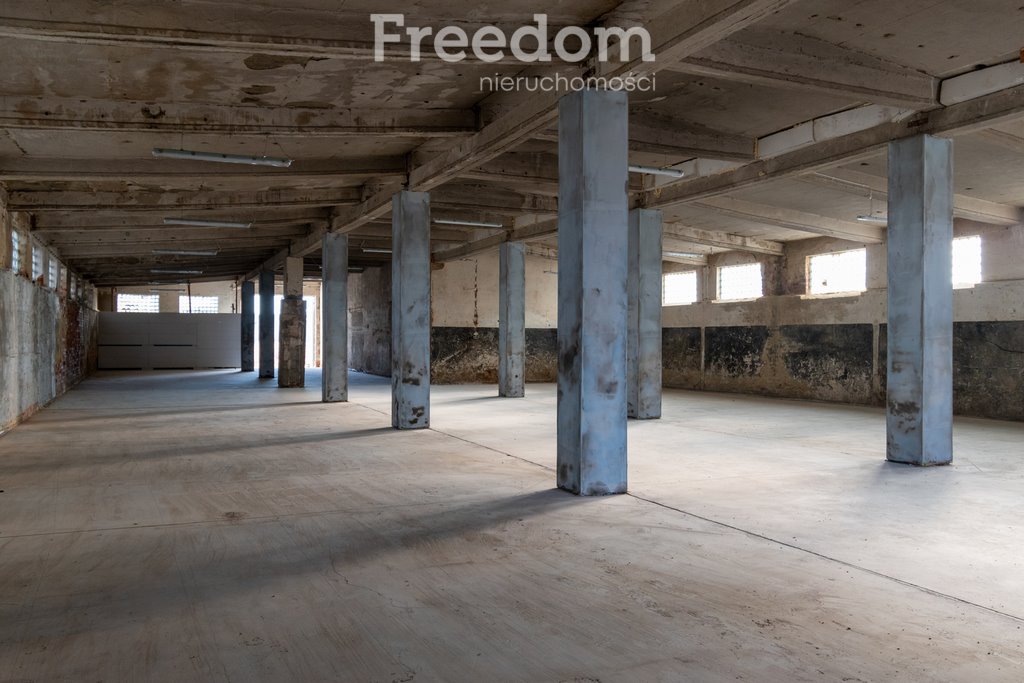 Lokal użytkowy na sprzedaż Przechód  526m2 Foto 5