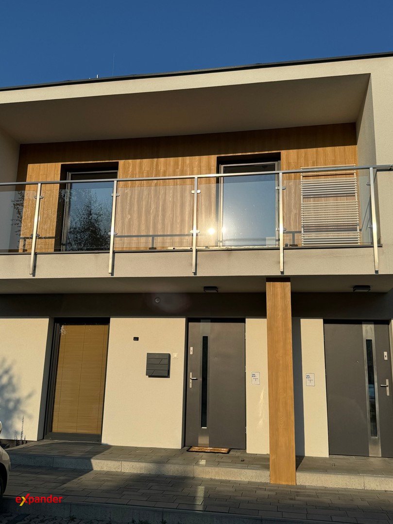 Dwupoziomowe mieszkanie 121 m2 z loggiami i podziałem na dwa lokale. Rzeszów, Budziwój, Aroniowa  121m2 Foto 1
