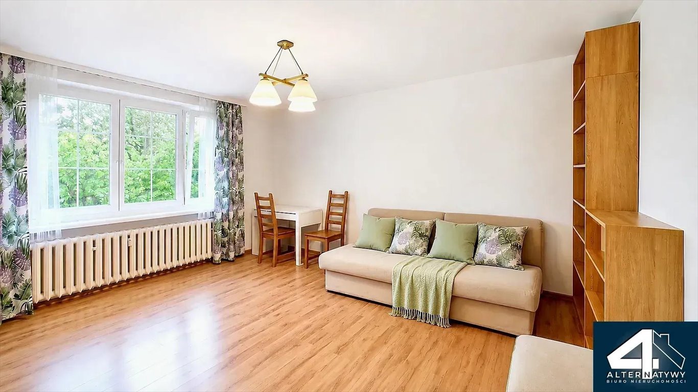 Do sprzedania przestronne 3-pokojowe mieszkanie 55 m² w Krakowie Kraków, os. Na Stoku 23a  55m2 Foto 1