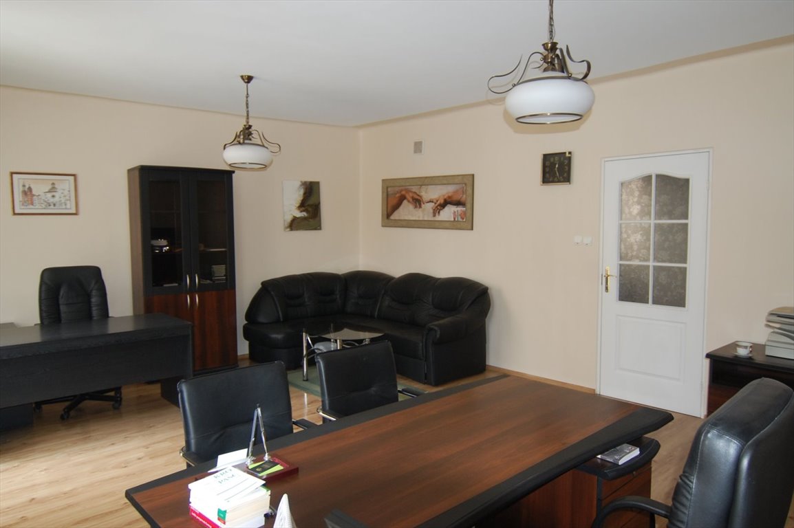 Widny lokal 49 m² z balkonem, centrum Kielc Kielce, Centrum  49m2 Foto 1