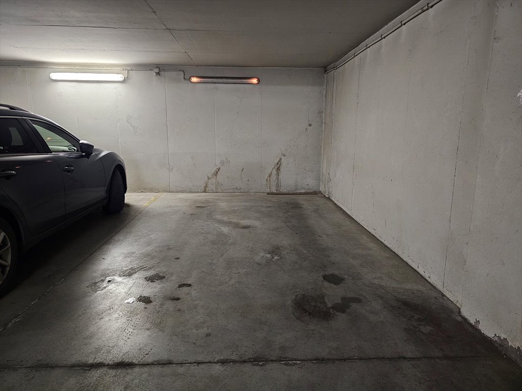 Garaż na wynajem Kraków, Grzegórzki, Cystersów 6  15m2 Foto 1