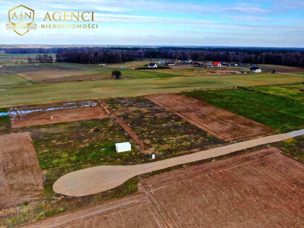 Działka 3 060 m² w Borowskich Gzikach z mediami Borowskie Gziki  3 060m2 Foto 1