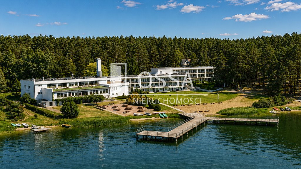 Inwestycja nad Jeziorem Gołuń – hotel z 74 pokojami, potencjałem 15% ROI Gołuń  4 642m2 Foto 1
