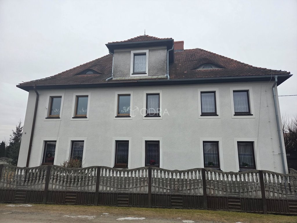Solidny dom z 9 pokoi, garażem i dużą działką Wójcice  290m2 Foto 1