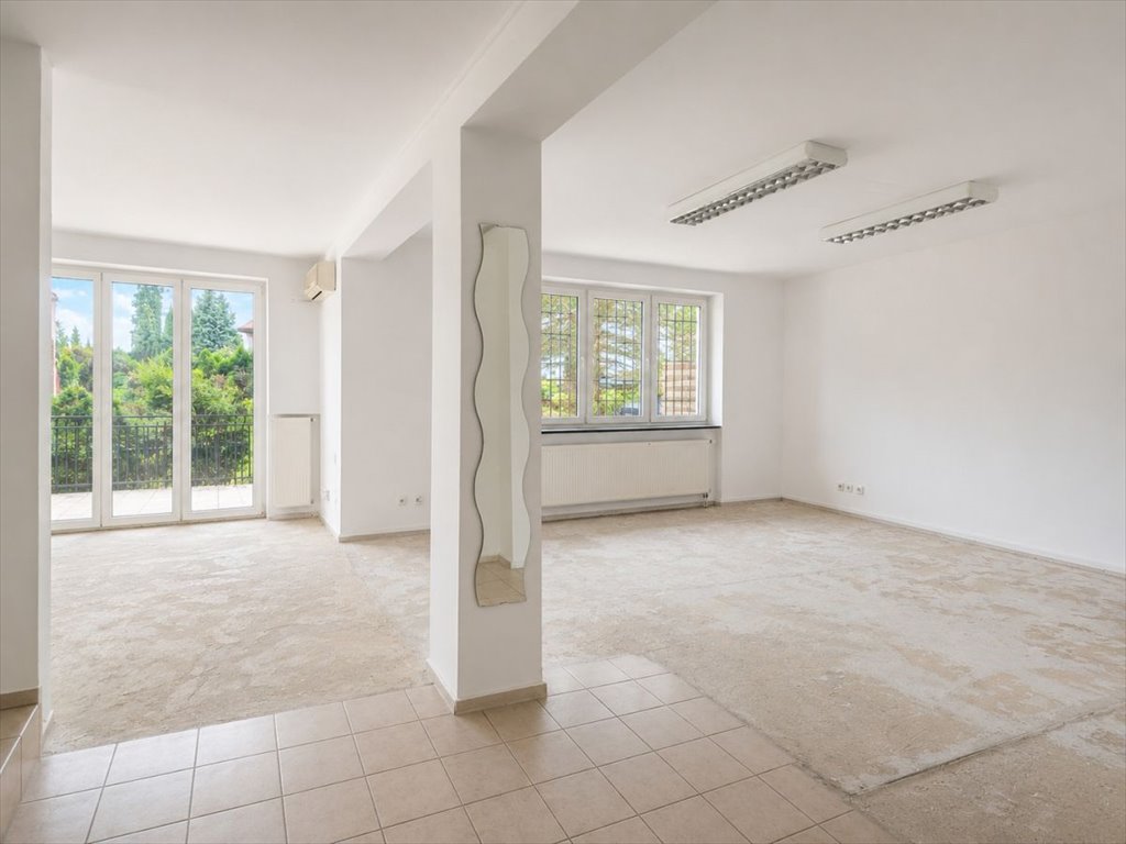Zapraszam do obejrzenia domu 398 m² z potencjałem na Zaciszu Warszawa, Targówek Zacisze  398m2 Foto 1