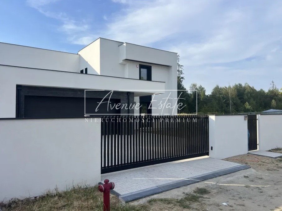 Nowoczesny dom 210 m2 z panoramicznymi oknami i dużą działką Żabia Wola  210m2 Foto 1