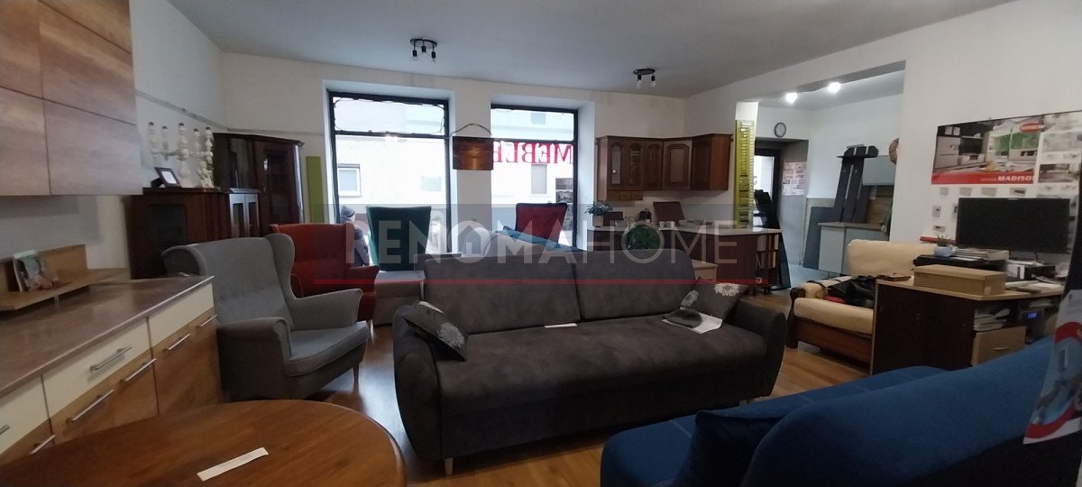 Lokal użytkowy w Wałbrzychu z witrynami i dużym natężeniem ruchu Wałbrzych  70m2 Foto 1