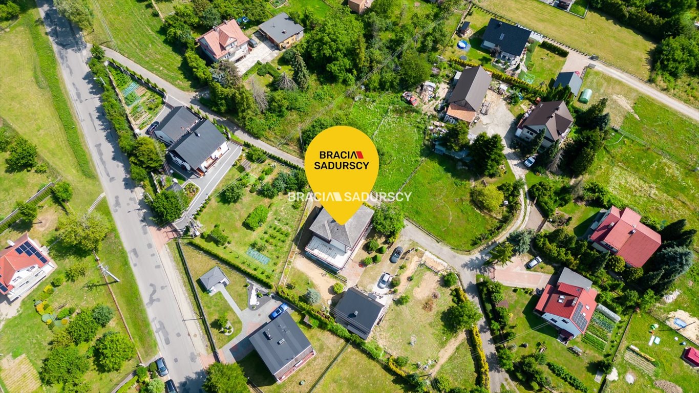 Dom z potencjałem, 3 kondygnacje, garaż, ogród - polecam! Mogilany, Jaśminowa  300m2 Foto 1