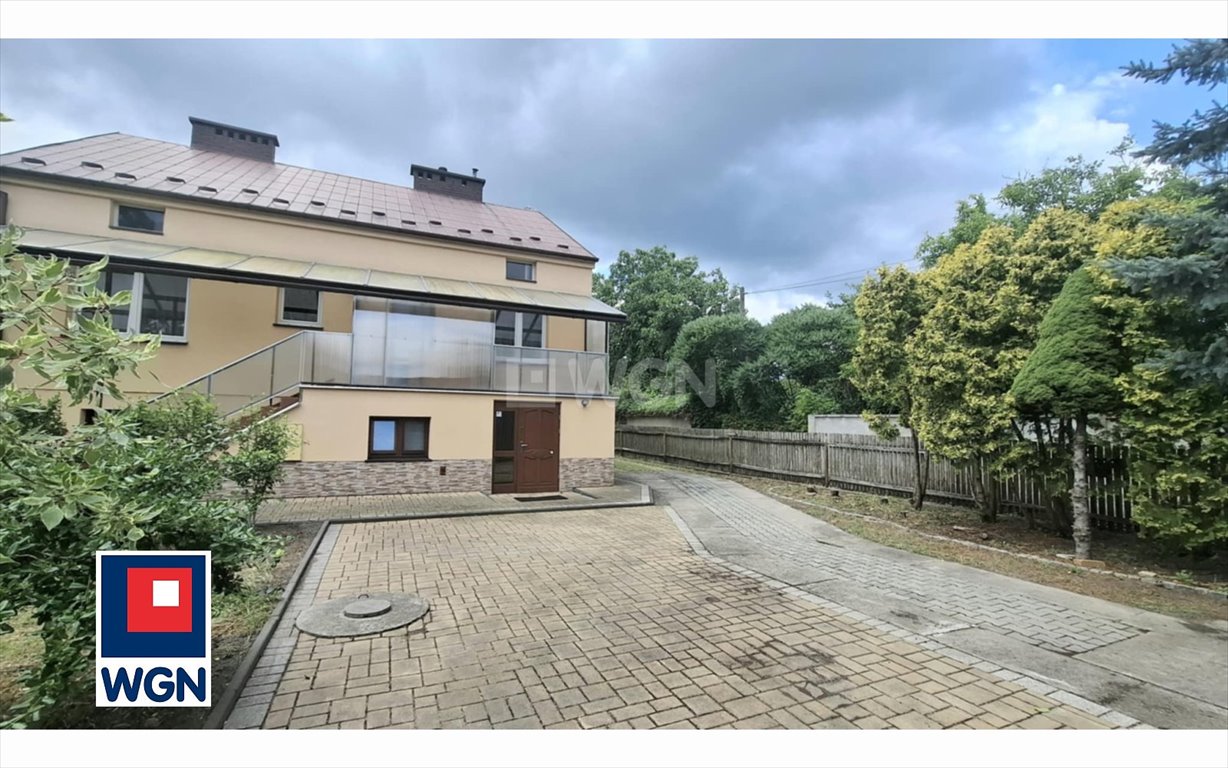 Dom na sprzedaż Radomyśl Wielki, Armii Krajowej  180m2 Foto 1