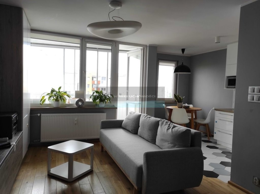 Mieszkanie czteropokojowe  na sprzedaż Warszawa, Bemowo, Waleriana Czumy  58m2 Foto 1