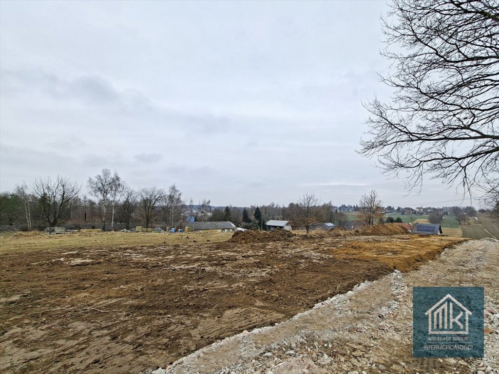 Działka budowlana 11,66 a Szarów, cicha okolica, media Szarów  1 166m2 Foto 1