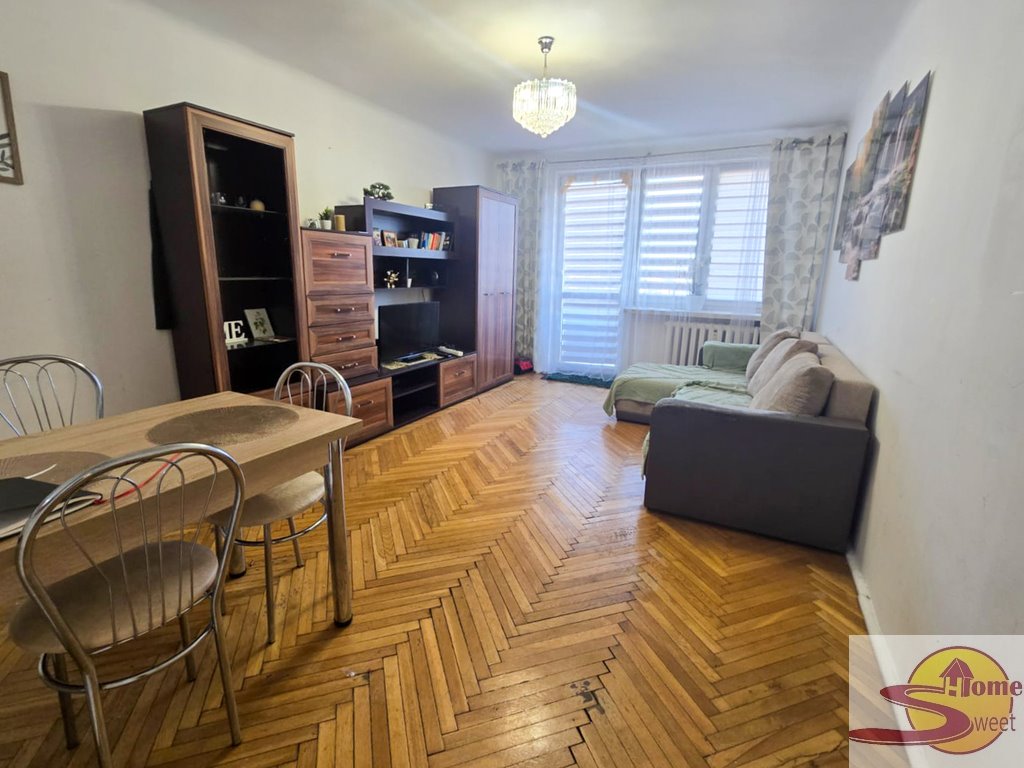 Do sprzedania przestronne mieszkanie 46 m² do remontu w Radomiu Radom, Cicha  46m2 Foto 1