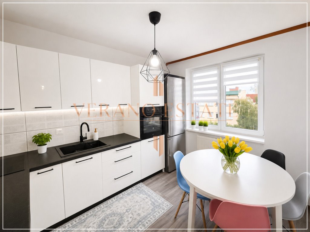 Przestronne 80 m² dwupoziomowe mieszkanie z 3 balkonami polecam Tarczyn, ks. Czesława Oszkiela  80m2 Foto 1
