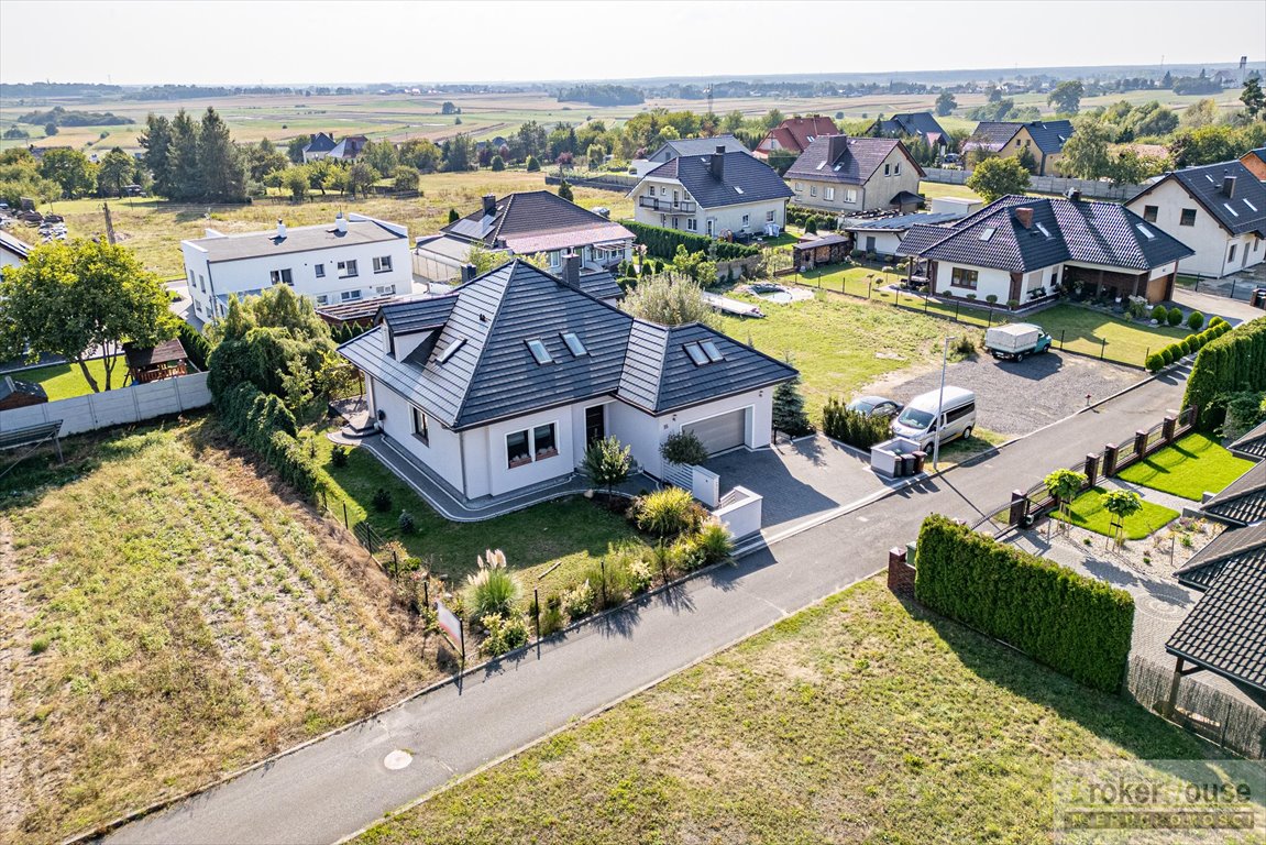 Dom na sprzedaż Chrząszczyce  200m2 Foto 1