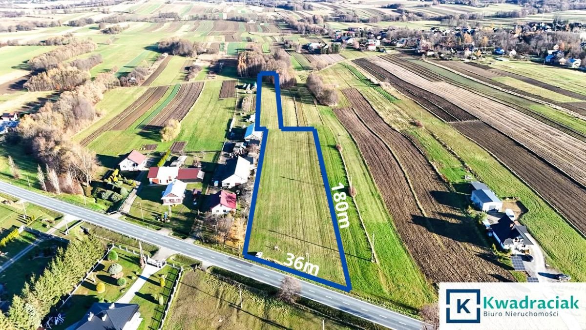 Działka 0,93 ha z pełnym uzbrojeniem i zjazdem w Nowym Żmigrodzie Nowy Żmigród  9 325m2 Foto 1
