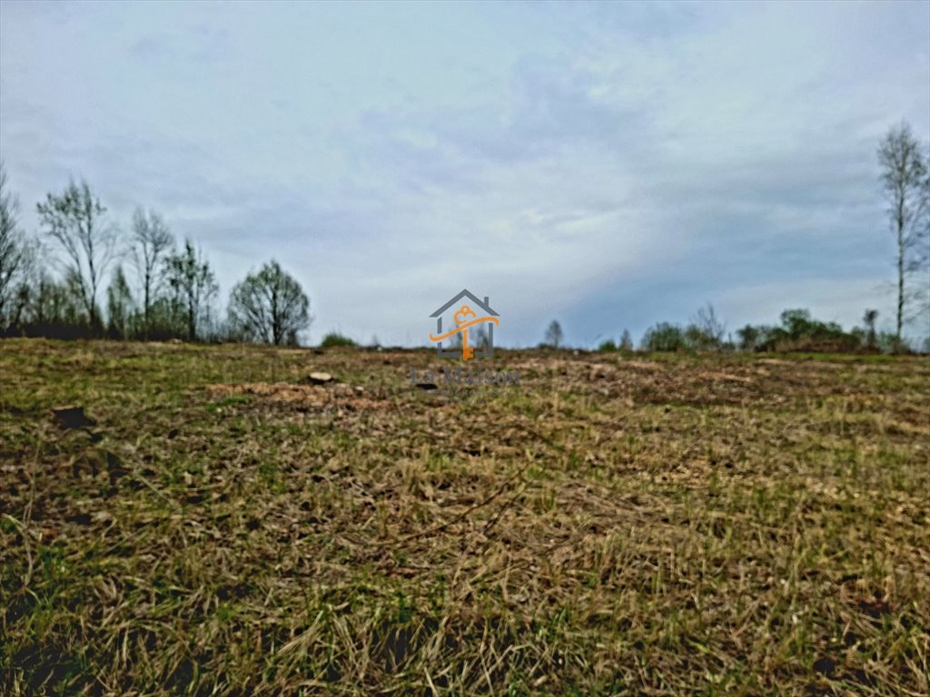 Malownicza działka 30 arów z widokiem na góry i Klasztor Kamedułów Mników  3 000m2 Foto 1