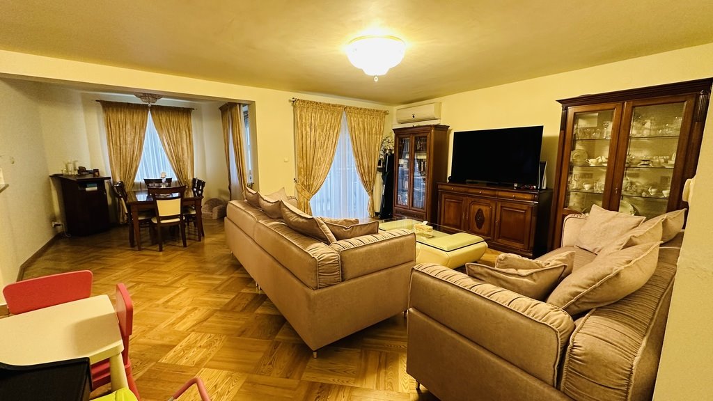 Przestronne 125m2 z tarasem, garażem i zielonym osiedlem Warszawa, Włochy, Aleje Jerozolimskie  125m2 Foto 1