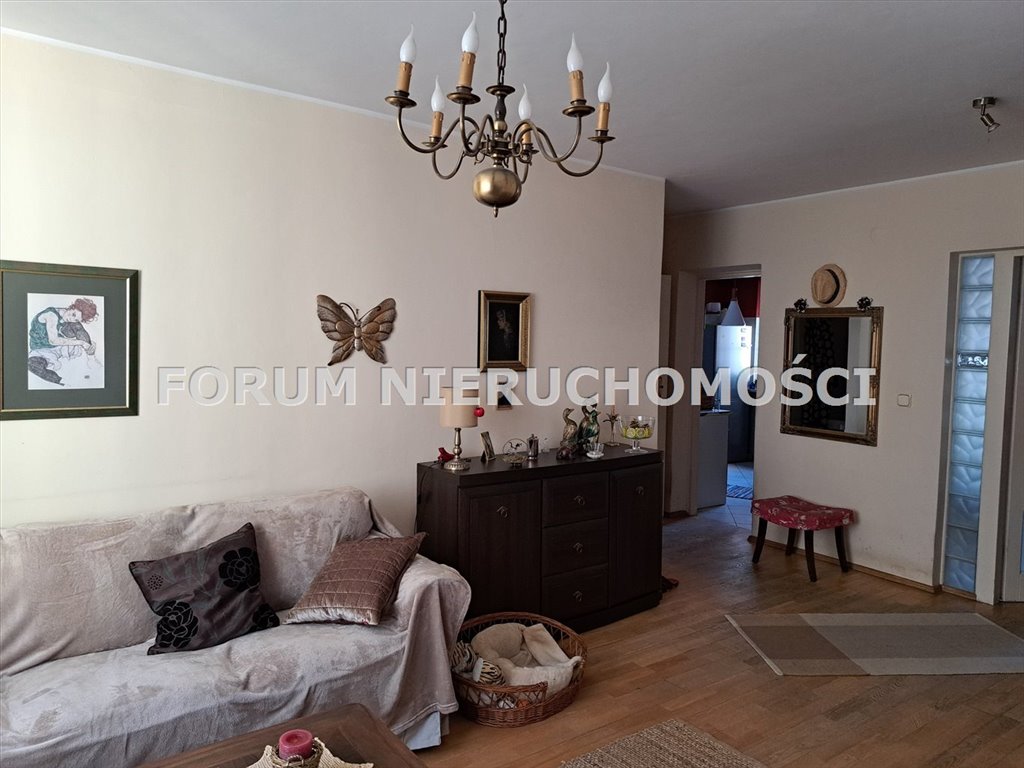 Mieszkanie trzypokojowe na sprzedaż Bielsko-Biała, Centrum  76m2 Foto 1
