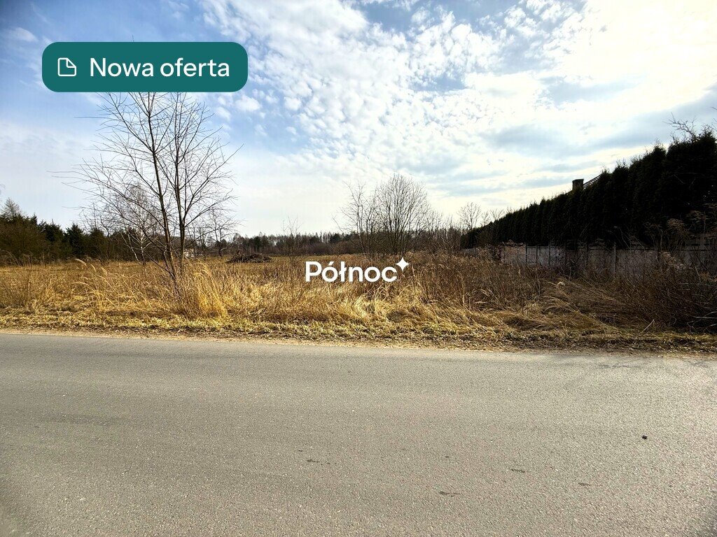 Działka budowlana 1525 m² z mediami, prostokąt, spokojna okolica Tomaszów  1 525m2 Foto 1