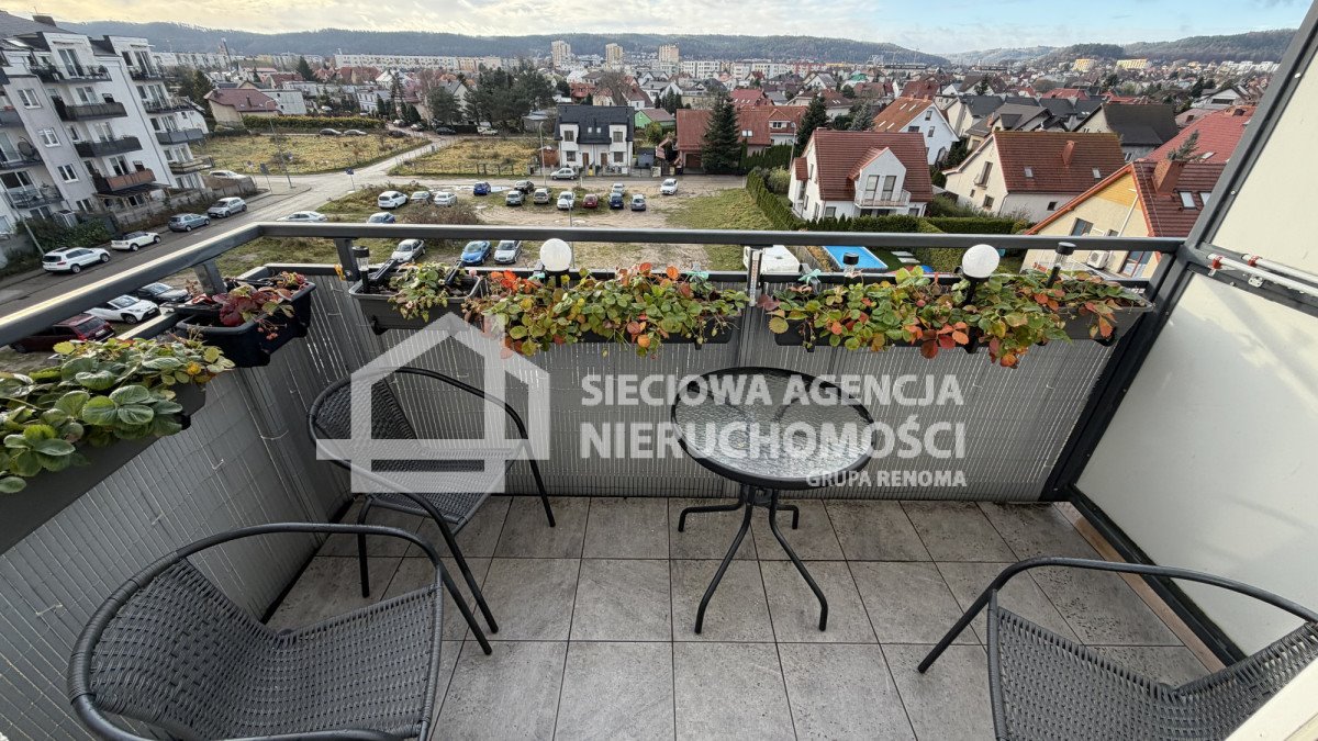 Mieszkanie dwupokojowe na sprzedaż Rumia, Dębogórska  40m2 Foto 1