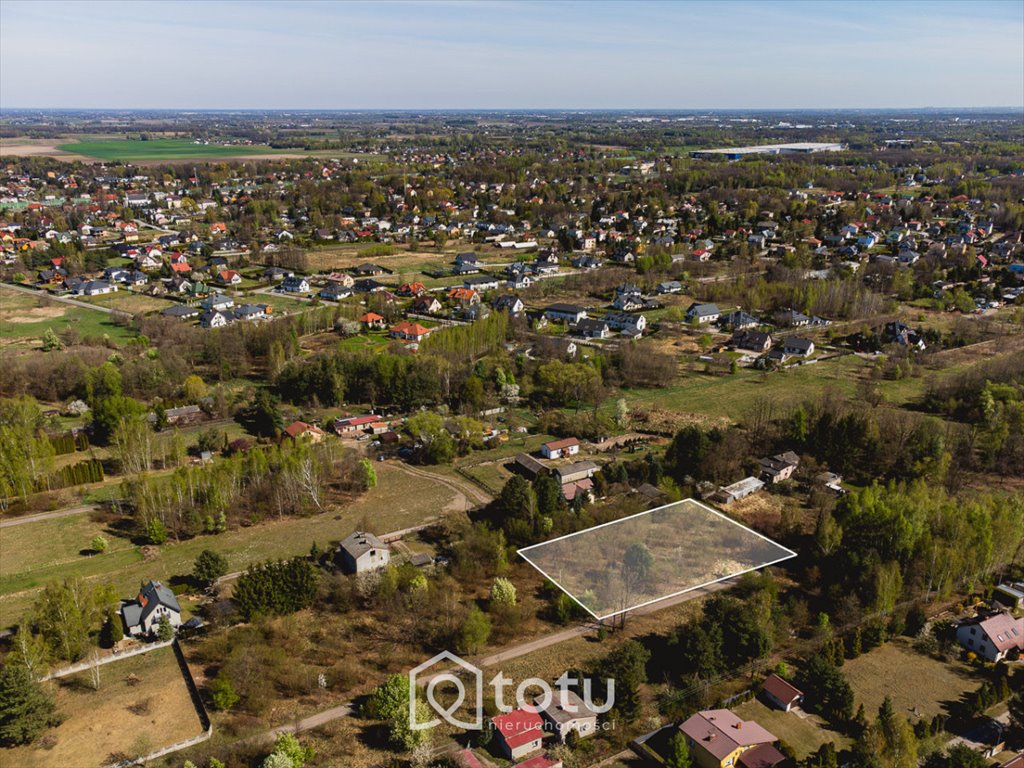 Działka budowlana 1303 m² w Budy-Grzybek – MPZP, media, blisko PKP Budy-Grzybek  1 303m2 Foto 1