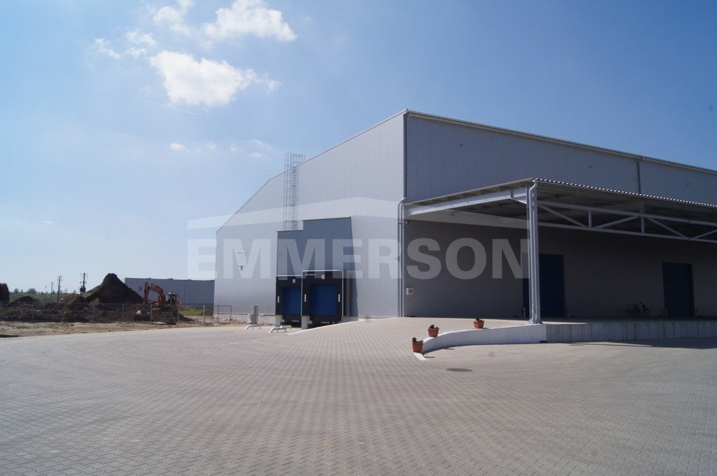 Nowoczesna hala 2000 m² z wysokim składowaniem (11 m) Targowisko  2 000m2 Foto 1