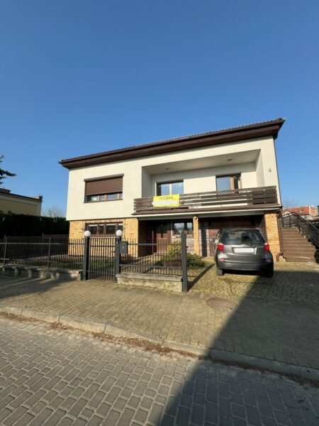 Dom na sprzedaż Chojnice  240m2 Foto 1