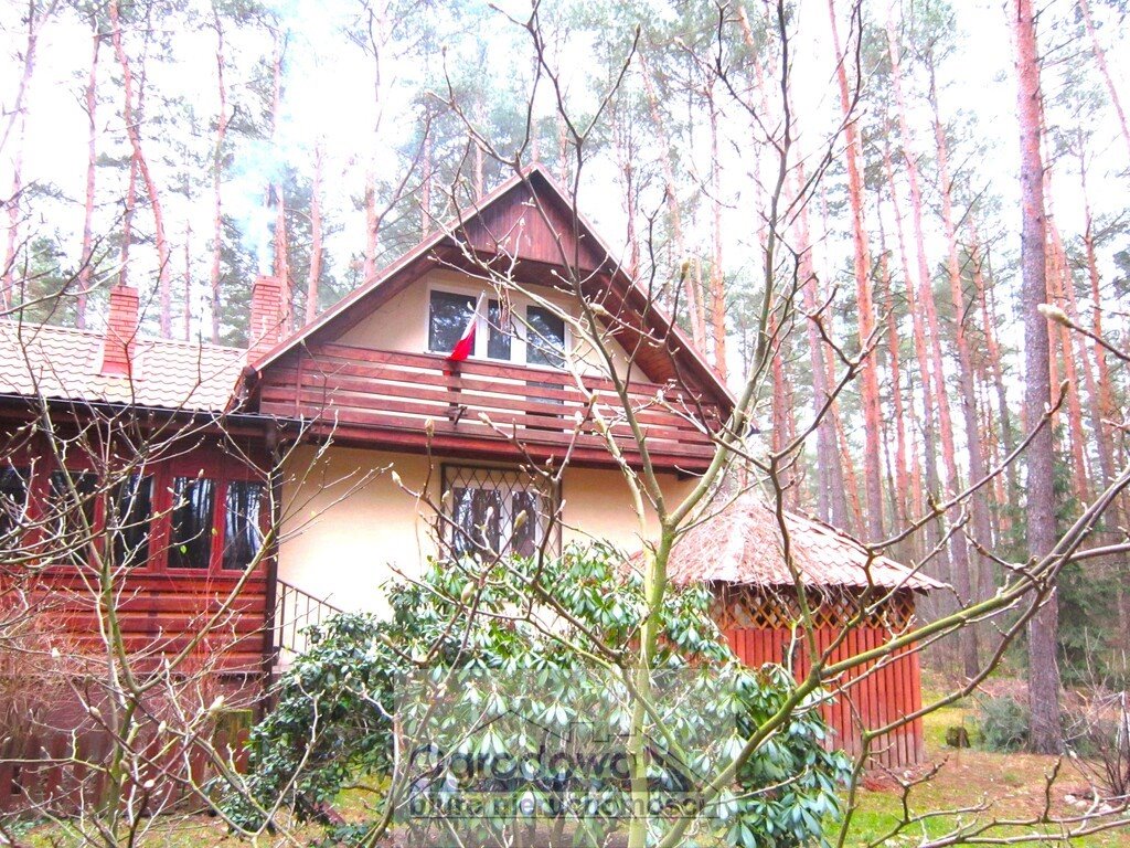 Przytulny dom 150m2 z kominkiem, działką 1712m2, garażem Urle  150m2 Foto 1