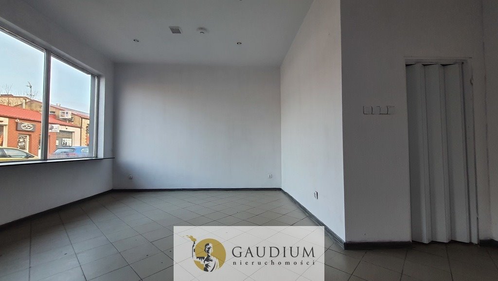 Lokal usługowo-handlowy 34 m² w Tczewie (duże witryny, parter) Tczew, Jakuba Jasińskiego  34m2 Foto 1