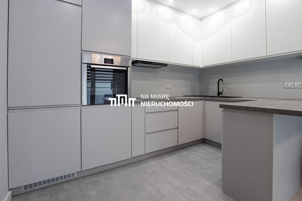 Nowoczesne 3-pokojowe mieszkanie z balkonem i miejscem w garażu Rzeszów, Strażacka  39m2 Foto 1