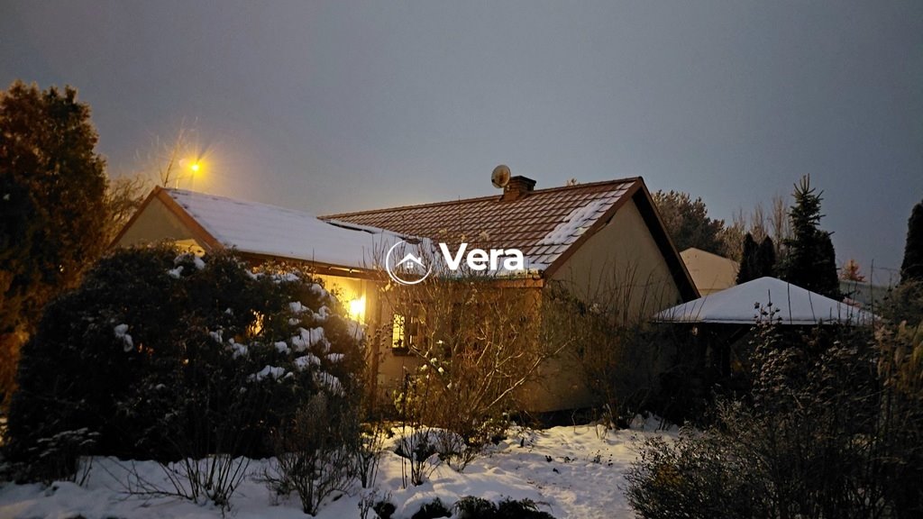 Przytulny dom 147 m2 z tarasem i ogrodem w Żabiej Woli Huta Żabiowolska  147m2 Foto 1