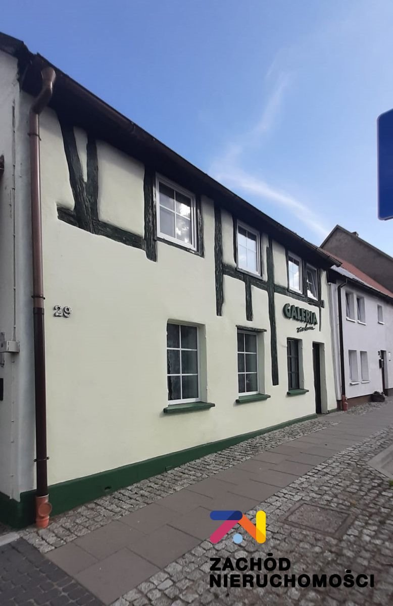 Urokliwy dom z ogrodem, 6 pokoi, odnowiony, z lokalem! Strzelce Krajeńskie  130m2 Foto 1