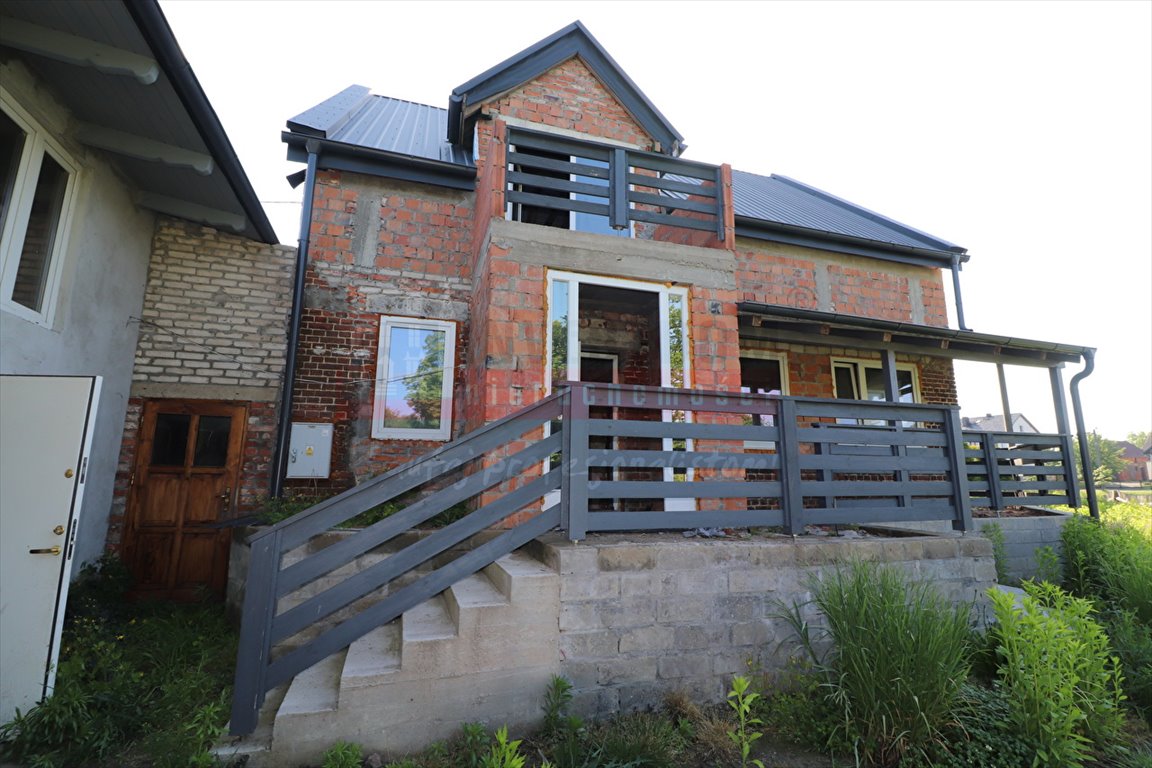 Dom na sprzedaż Radawie  150m2 Foto 1