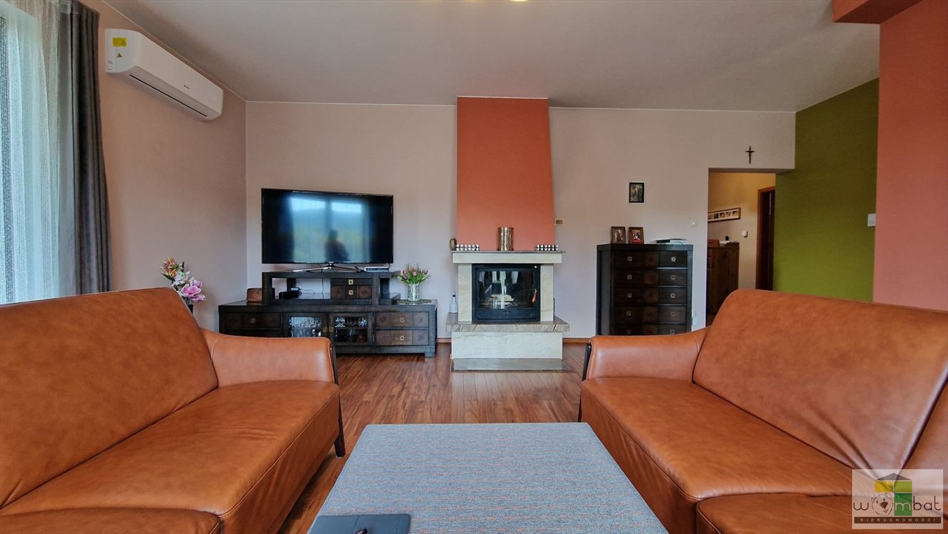 Przestronny dom z pięknym widokiem na góry, 209 m² Burkatów  209m2 Foto 1