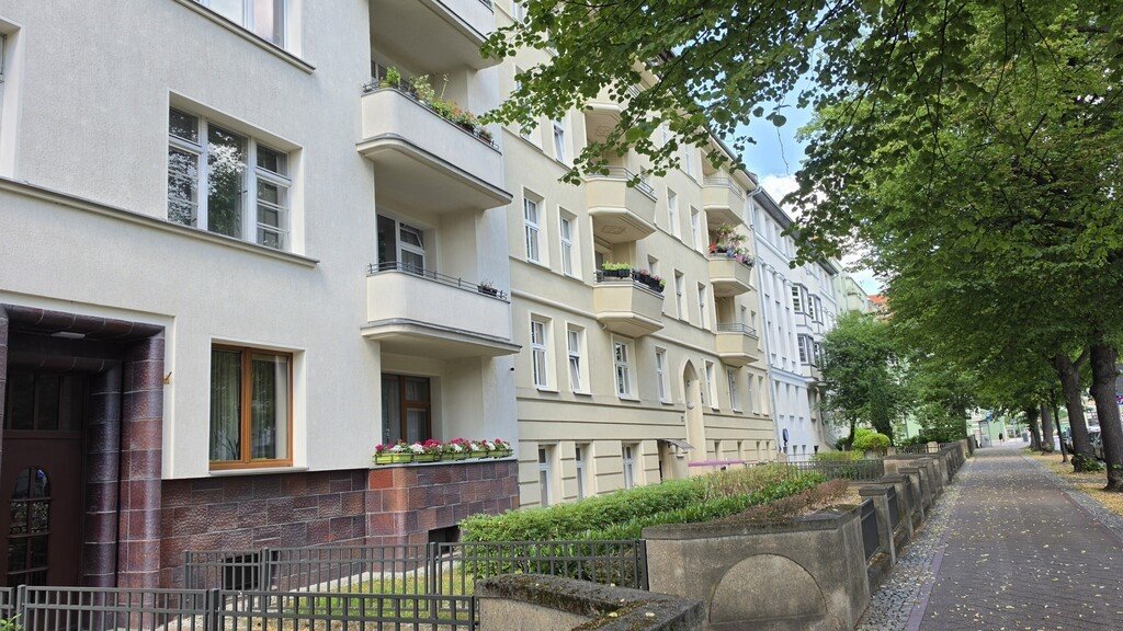 Przestronne 3-pokojowe mieszkanie z 2 balkonami przy Jasnych Błoniach Szczecin, Śródmieście-Centrum, Aleja Papieża Jana Pawła II  84m2 Foto 1