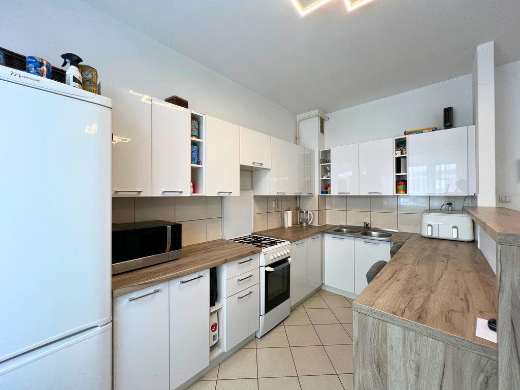 Dwupokojowe mieszkanie z balkonem i komórką w Rzeszowie Rzeszów, Zalesie  48m2 Foto 1