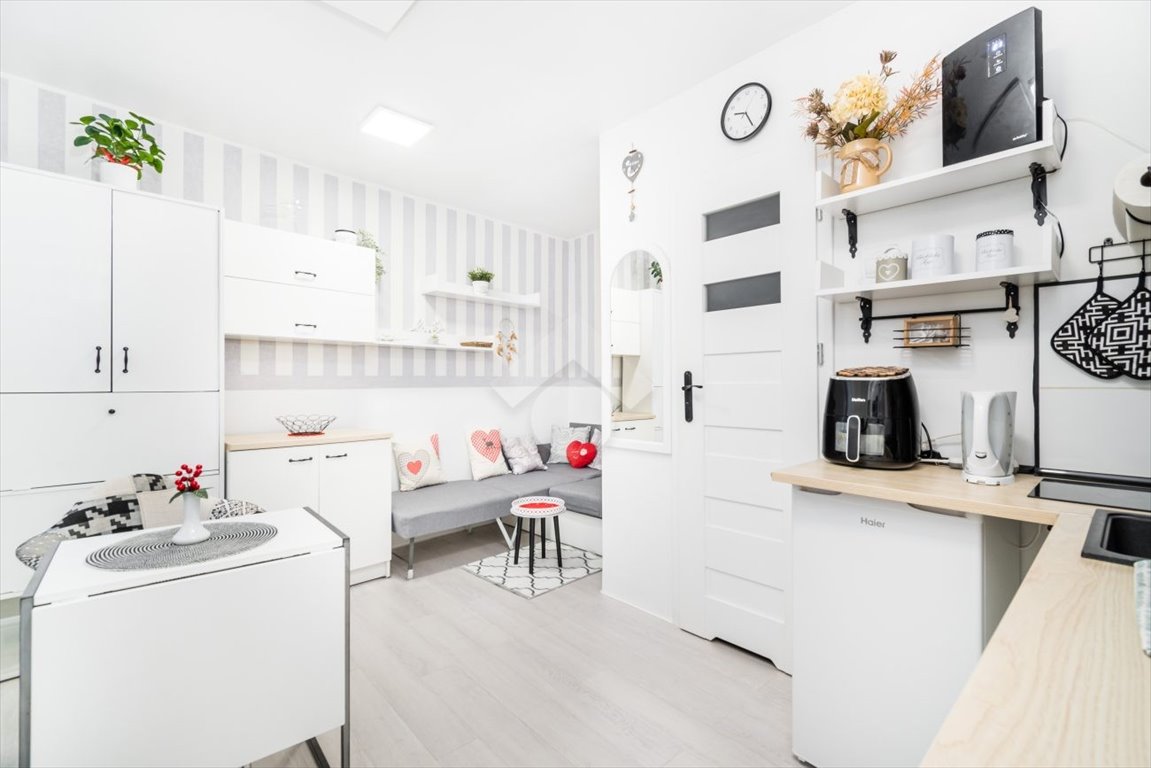 Kawalerka na sprzedaż Kraków, Krowodrza, Nowa Wieś, Konarskiego  16m2 Foto 1