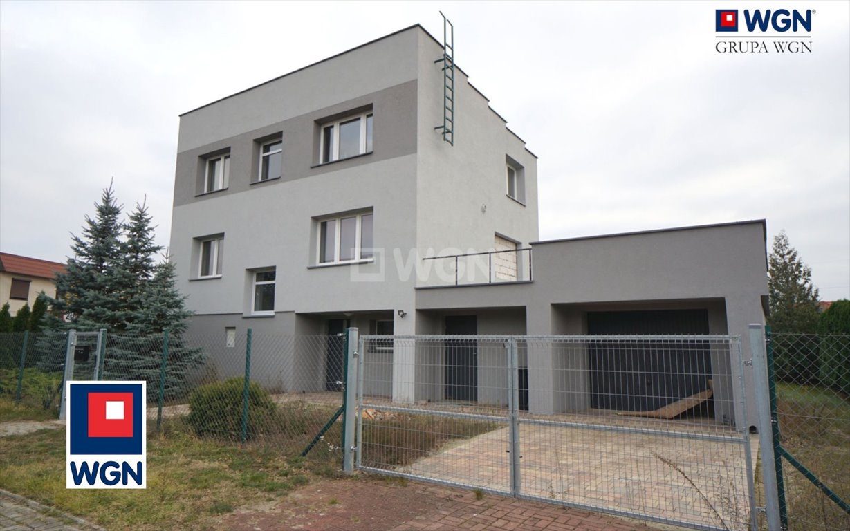 Dom pod kwatery pracownicze 120 m², garaż, duża działka polecam Konin, Kownackiej  120m2 Foto 1