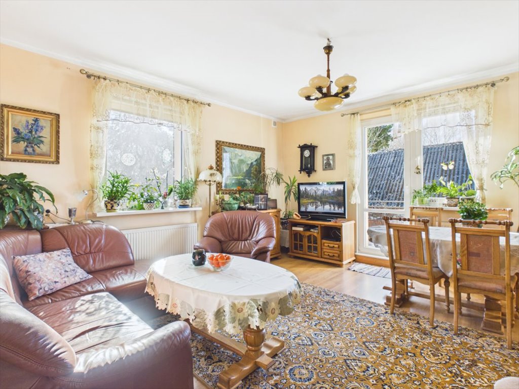 Przestronne 4-pokojowe mieszkanie z balkonem i pomieszczeniem 17 m² Goszczyno, Morska  98m2 Foto 1