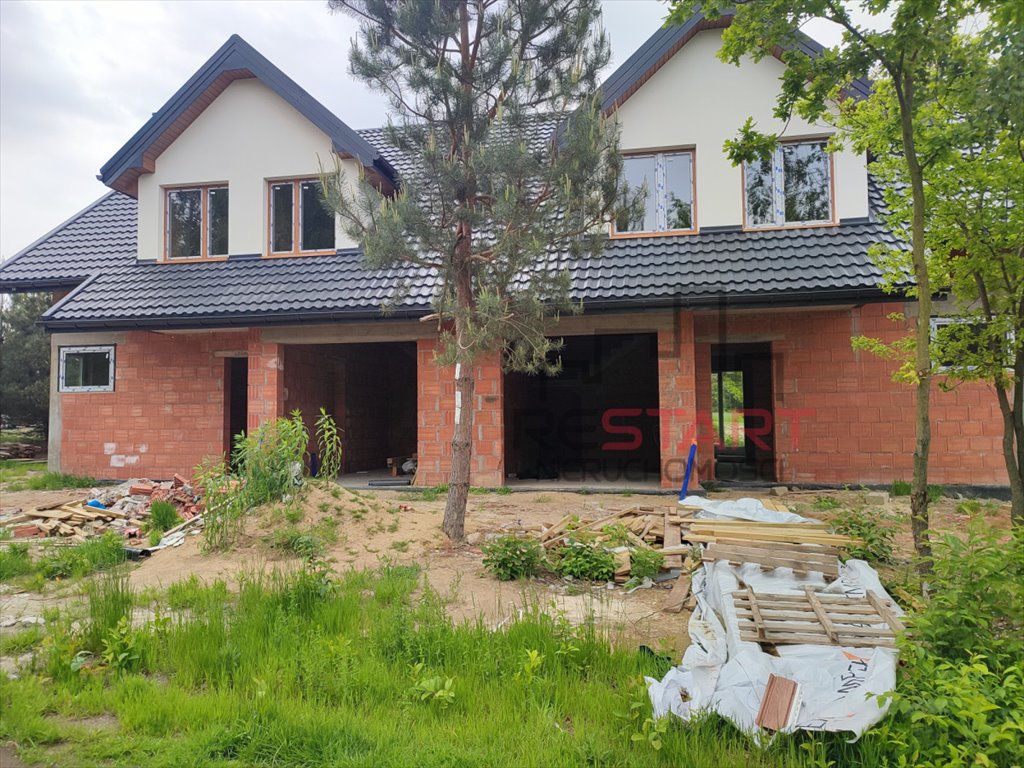 Nowoczesny dom bliźniaczy 153,9 m² z dużym ogrodem Zalesie  154m2 Foto 1