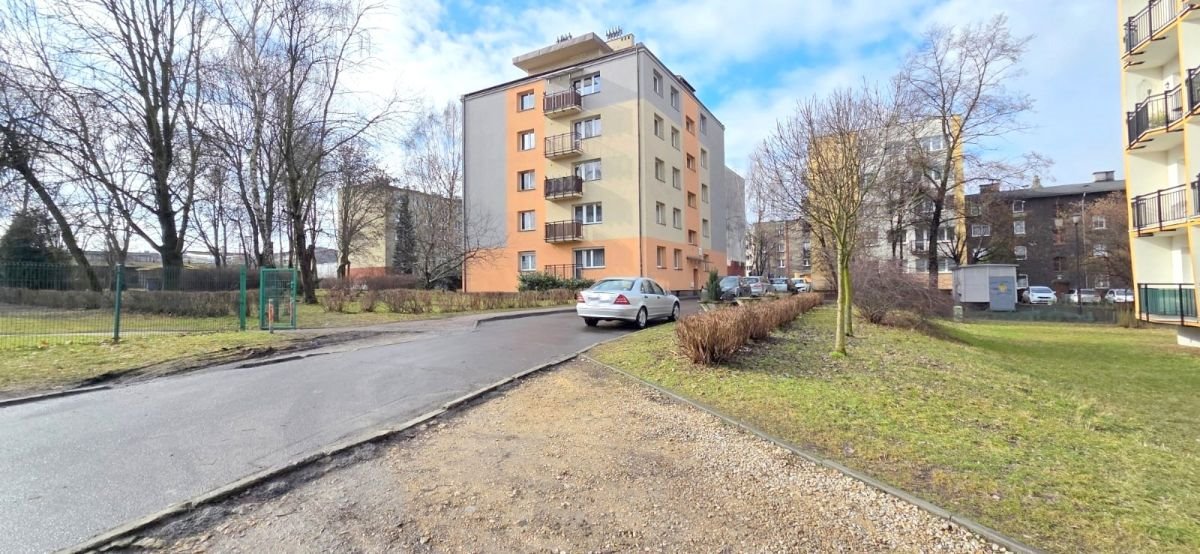 Mieszkanie 2 pokoje z balkonem, do remontu, Zawodzie Katowice, Zawodzie  50m2 Foto 1