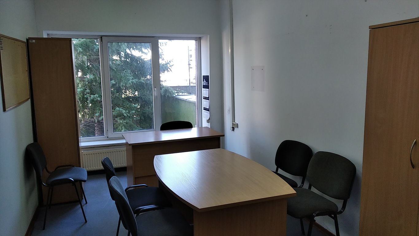 Nowoczesne biuro 13 m2 z dostępem od zaraz w Sieradzu Sieradz, Mickiewicza 6  13m2 Foto 1