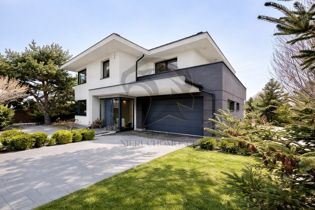 Przestronny dom 260 m2 z ogrodem i antresolą w Łodzi Łódź, Widzew, Grabińska  260m2 Foto 1