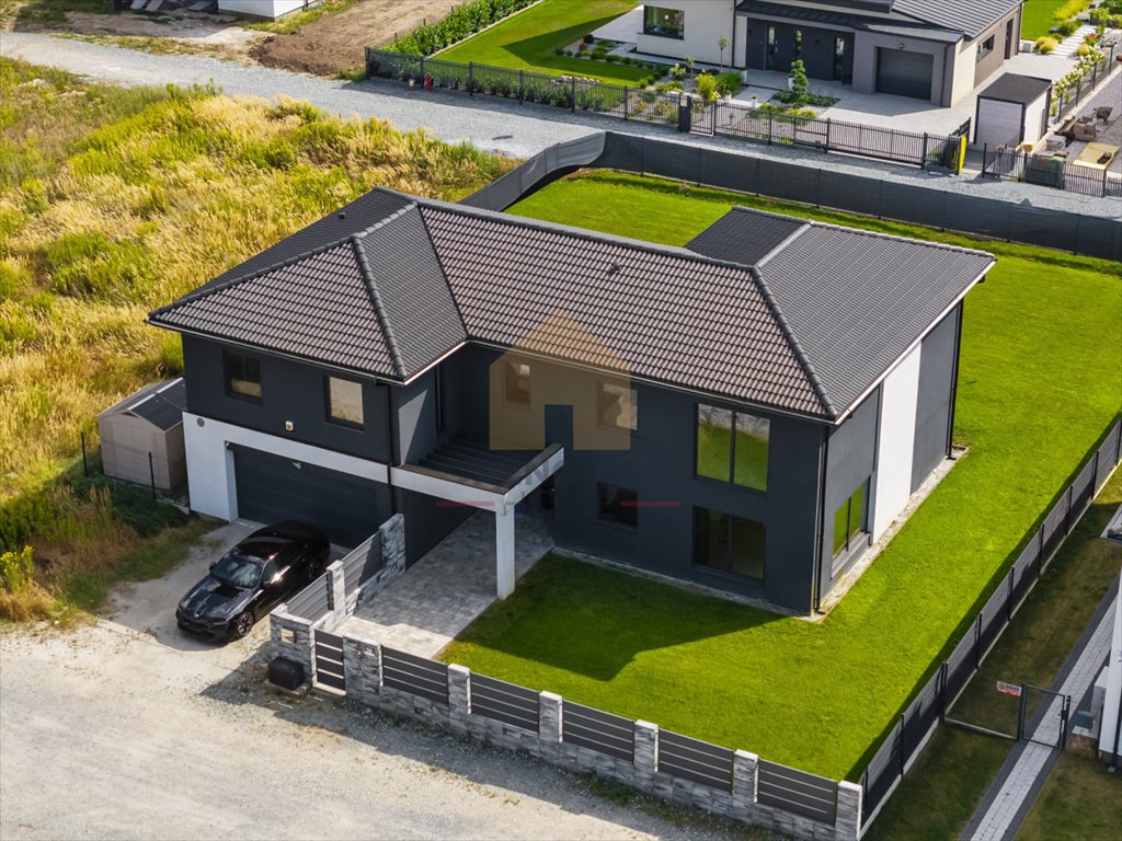 Polecam nowoczesny dom 280 m² z dużym tarasem i garażem Domasław, Cytrynowa  281m2 Foto 1