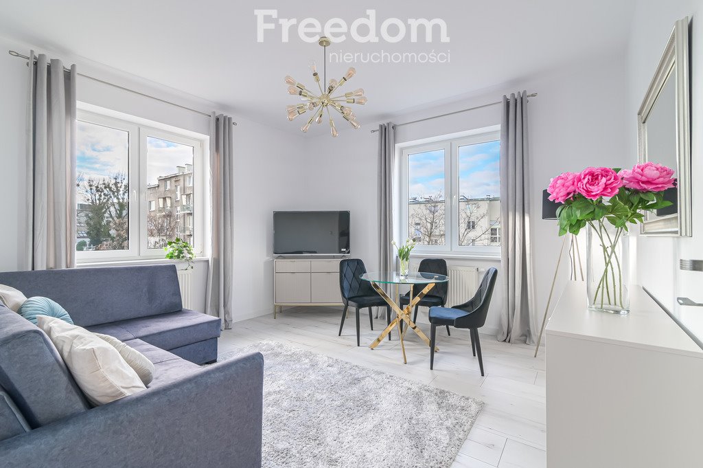 Mieszkanie dwupokojowe na wynajem Gdynia  48m2 Foto 1