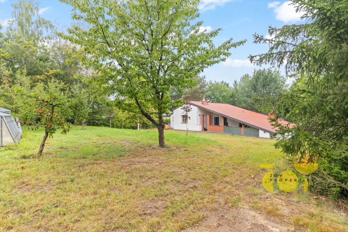 Do sprzedania przestronny dom 240 m² z kominkiem i dużą działką Jeziórka  240m2 Foto 1