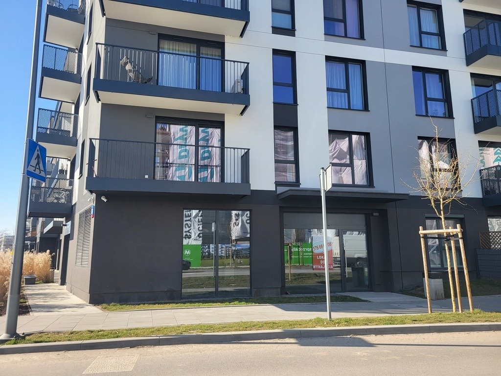 Atrakcyjny lokal usługowy 62 m2 przy rondzie na Pradze Warszawa, Praga-Południe, Drwęcka  62m2 Foto 1