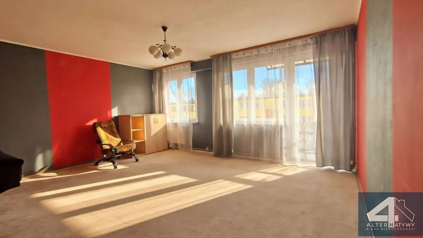 3-pokojowe mieszkanie z potencjałem, balkon, jasne, na 4 piętrze Bełchatów, Słowackiego 8  58m2 Foto 1
